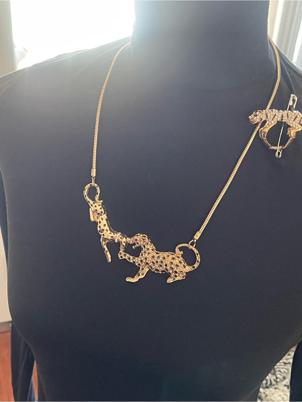 Gold Leopard Pendant Necklace with Chain & Ring